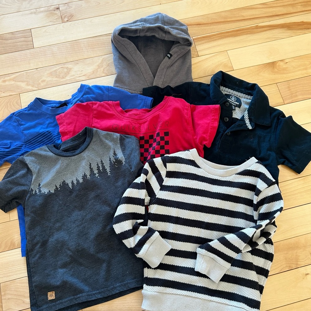 Tentree, quicksilver and volcom 3T